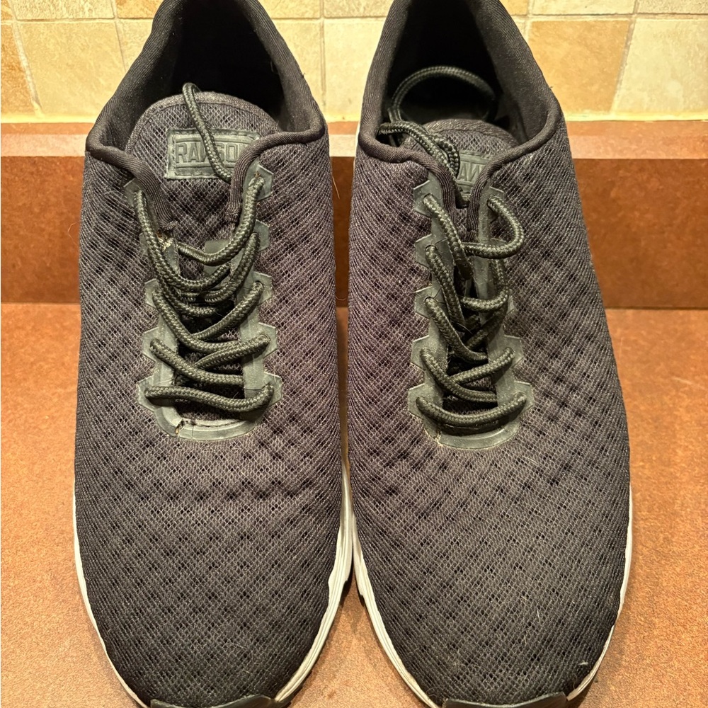 Mens Black Knit‎ Sneakers Size 10 Lightweight Walking Athletic Shoes